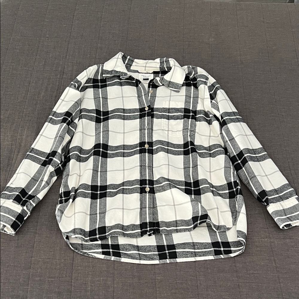 American Eagle Outfitters Black and White Plaid Women's Shirt